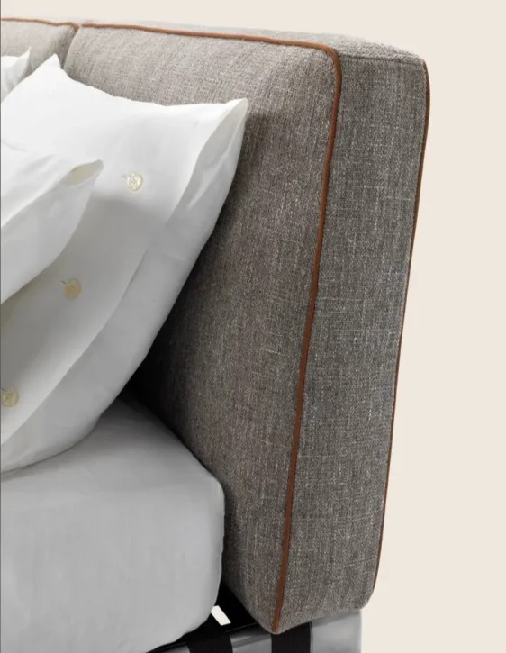 Flexform Gregory
