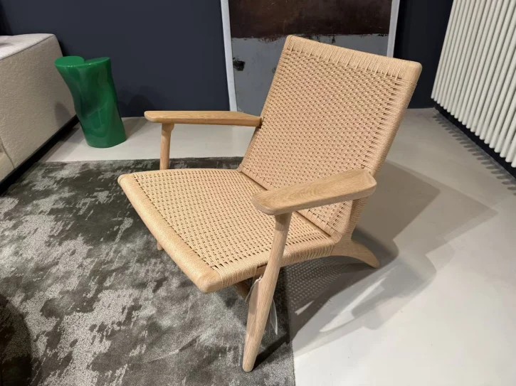 Carl Hansen & Son CH25, Lounge Chair Carl Hansen & Son